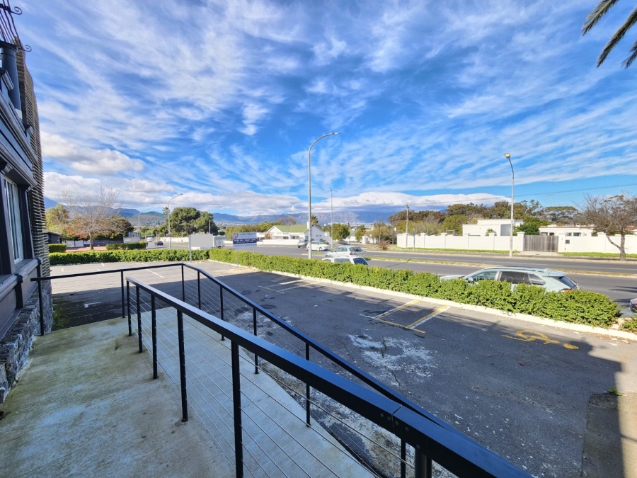 To Let commercial Property for Rent in Somerset West Western Cape